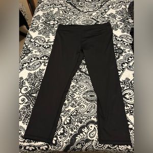 Fabletics cropped pant🎃